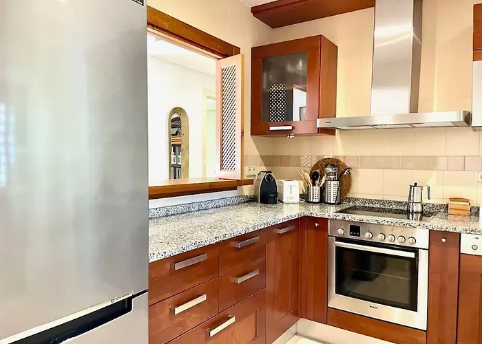 Precioso Y Acogedor En Zona De Golf * إِستيبونا